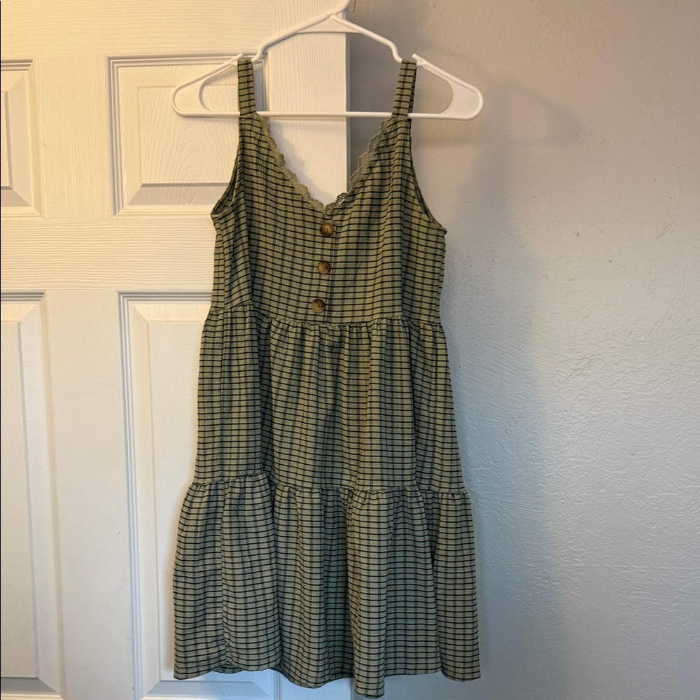 Plaid Sleeveless Dress with Buttons